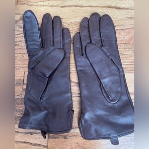 Cole Haan brown leather gloves
